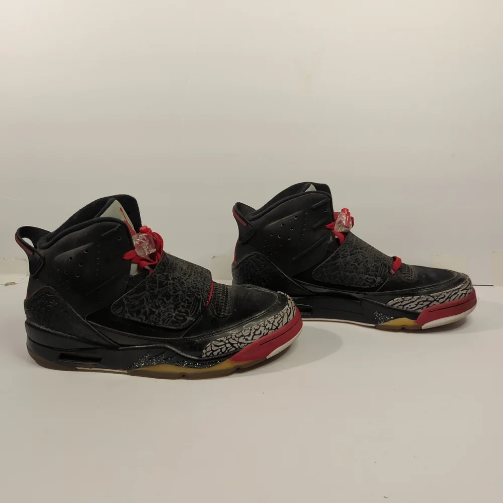 Air Jordans Son Of Mars Black Cement Sneakers - Mens Size 9